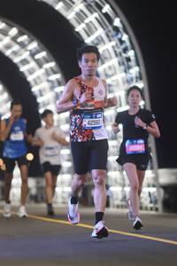 BIB: 42560, 45084
                            <button type="button" onclick="openModal(20194437)" class="btn btn-primary btn-sm float-right btn-popup" data-toggle="modal" data-target=".modal-high-quality">
                        <i class="fas fa-shopping-cart"></i> Add to Cart
                    </button>
                                            <button type="button" onclick="isThisMe(20194437, true)" class="btn btn-success btn-sm float-right btn-popup btn-isme hidden" data-toggle="tooltip" data-placement="bottom" title="นี่คือรูปของคุณใช่ไหม คลิกที่นี่เพื่อเอาเข้าอัลบั้ม">
                        <i class="fas fa-plus"></i> Add to album
                    </button>
                    <button type="button" onclick="isThisMe(20194437, false)" class="btn btn-warning btn-sm float-right btn-popup btn-isnotme hidden">
                        <i class="fas fa-ban"></i> Remove from album
                    </button>
